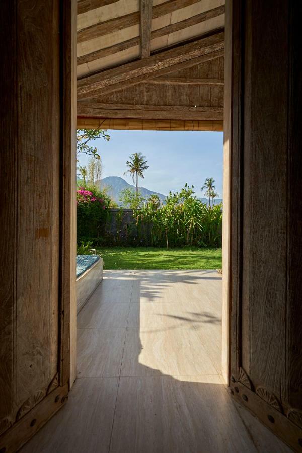 Villa Coral เปมูเตรัน ภายนอก รูปภาพ
