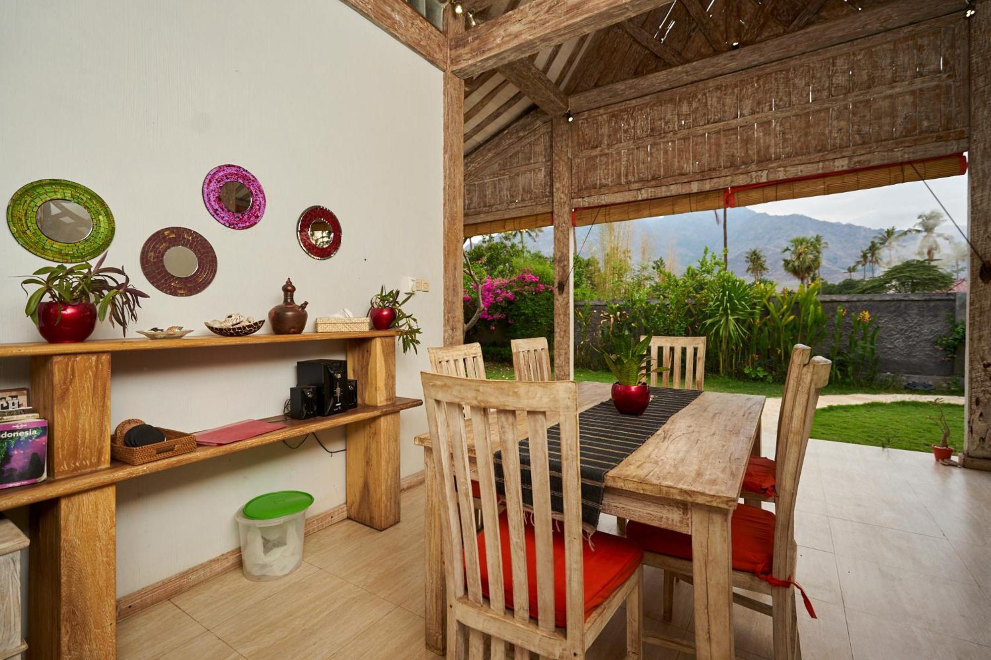 Villa Coral เปมูเตรัน ภายนอก รูปภาพ